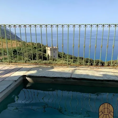 Villa Cap Hélios, Vue à Couper Le Souffle à Centuri