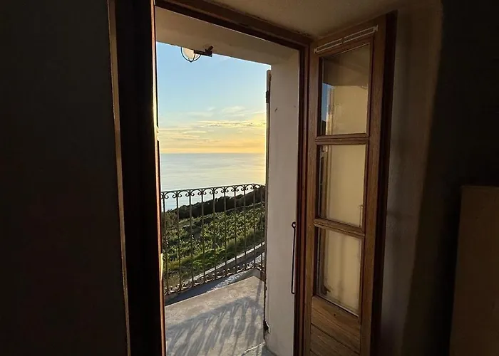 Cap Hélios, Vue à Couper Le Souffle à Centuri Morsiglia